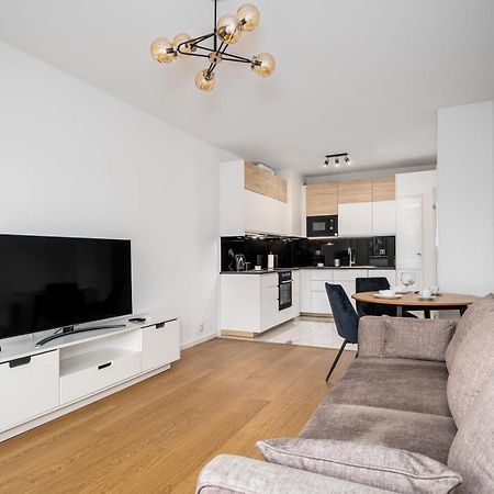 Warsaw Apartments 1 Sierpnia Street Extérieur photo